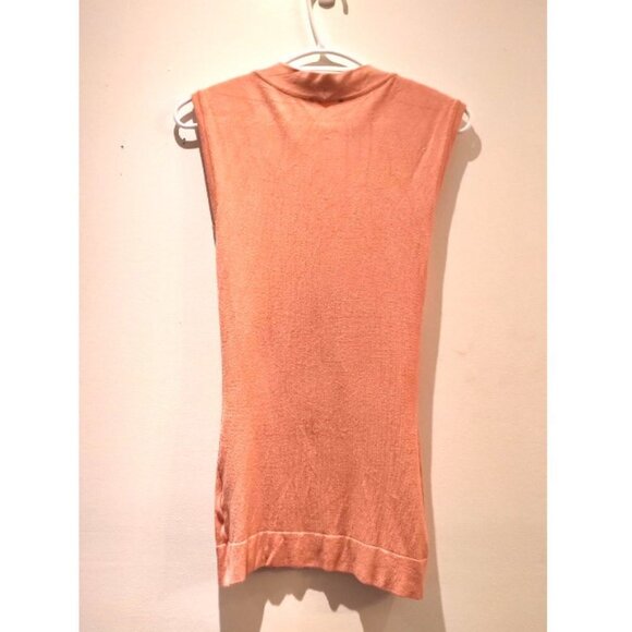 Y2K Banana Republic Fitted Sleeveles Stretch Knit Queen Anne Neckline U-Neck Top - Picture 6 of 16